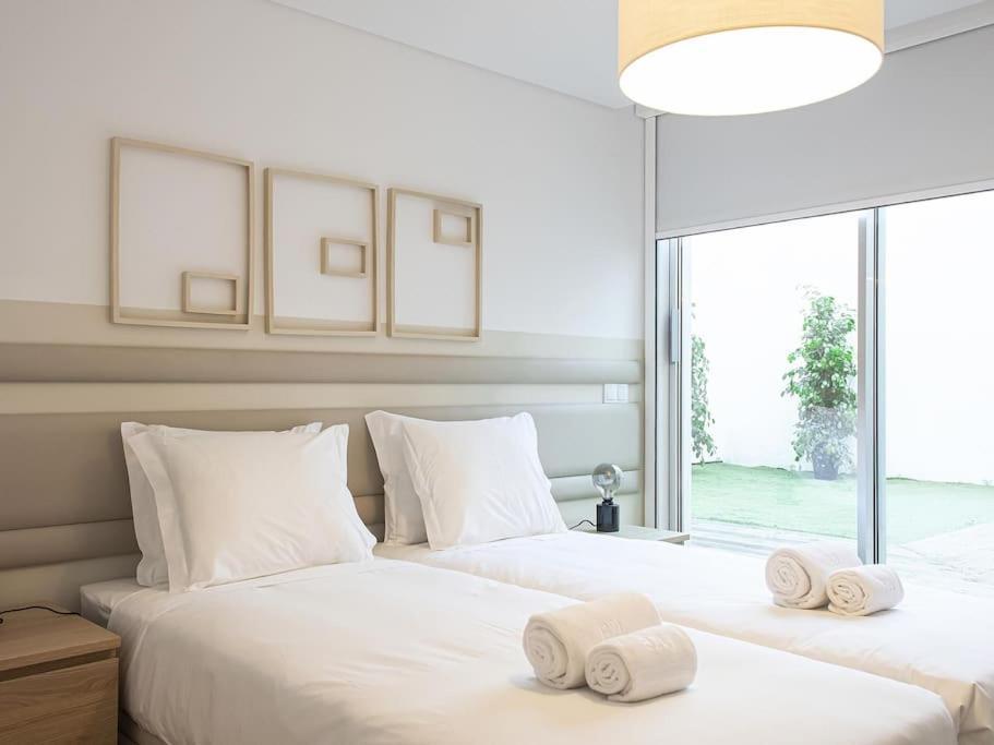 Saldanha Spacious With Ac Terrace And Garage