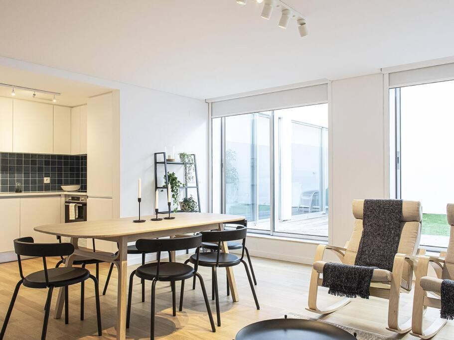 Saldanha Spacious With Ac Terrace And Garage * Lisbon