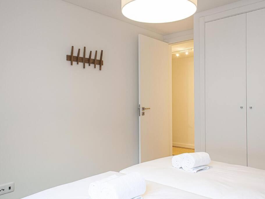 Saldanha Spacious With Ac Terrace And Garage
