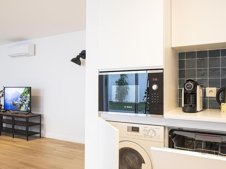 Saldanha Spacious With Ac Terrace And Garage Lisbon